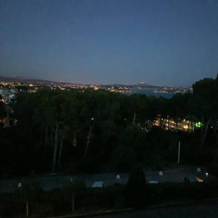Athena Ohana, Les Pieds Dans L'Eau Bandol Exterior foto